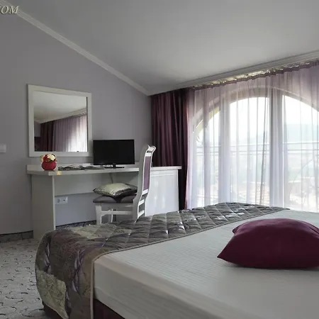 Hotel Enira